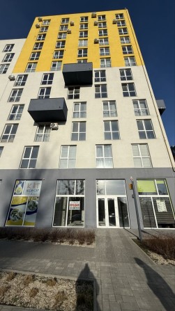 Продаж фасадного приміщення 168 м2 ЖК Ріел Сіті вул. Рудненська - фото 1