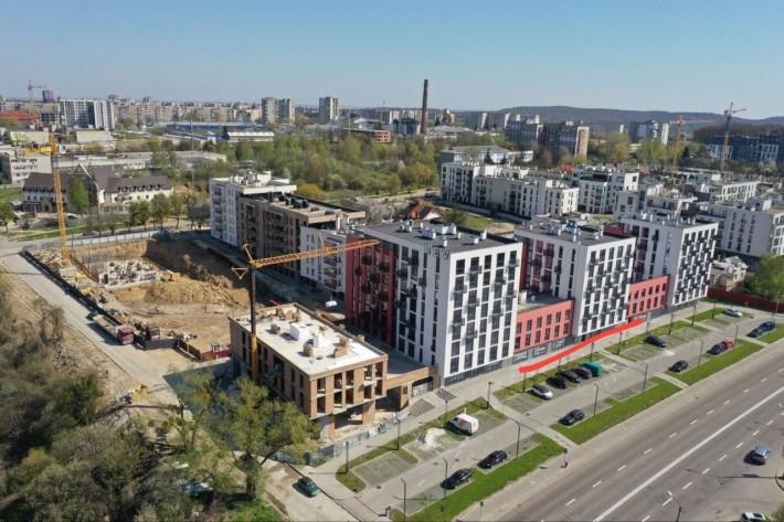 Продаж комерційного приміщення з орендарем, вул Пасічна,  ЖК HYGGE LUX - фото 1