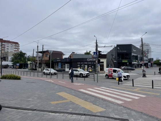 Фасадне приміщення, ТОПова локація, червона лінія Хмельницький