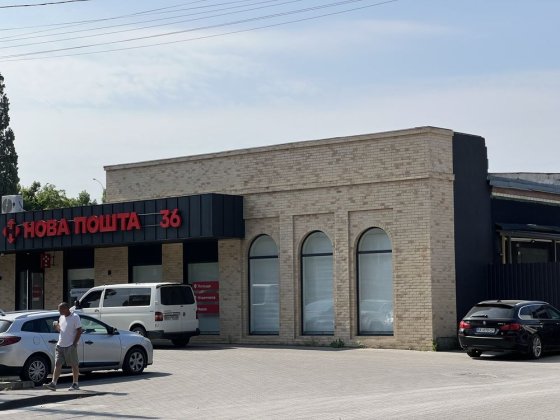 Здам торгову площу поруч з АТБ Хмельницький