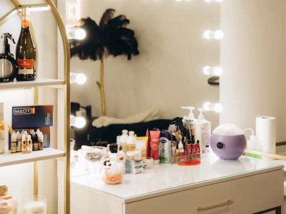 Оренда візажного столу Хмельницький