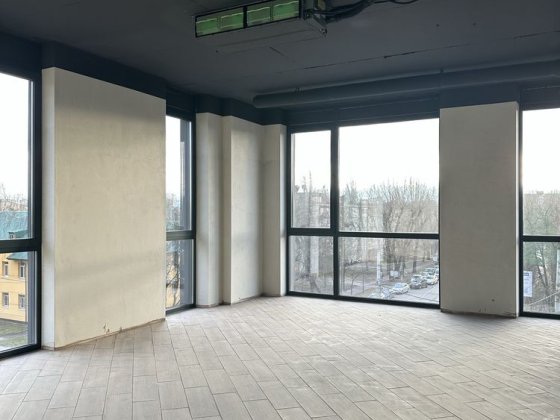 Оренда приміщення в Центрі БЦ Брікель Хмельницький