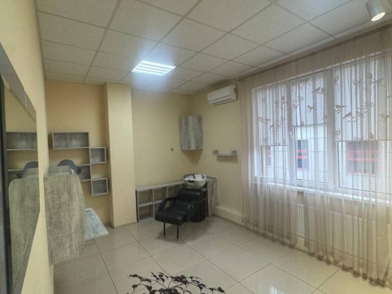 Офіс в оренду під перукарню або салон краси Хмельницкий