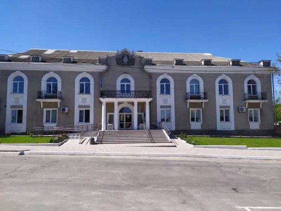 ОРЕНДА - нежитлові вбудовані приміщення 2-го поверху, 333,4 кв.м. Гайсин