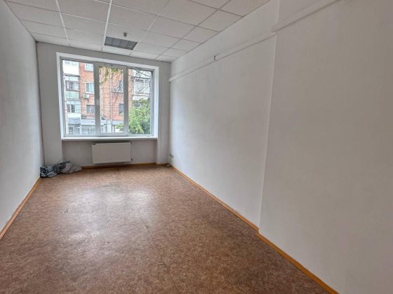 Офіси в центрі, 15.5 м2, оренда Хмельницький