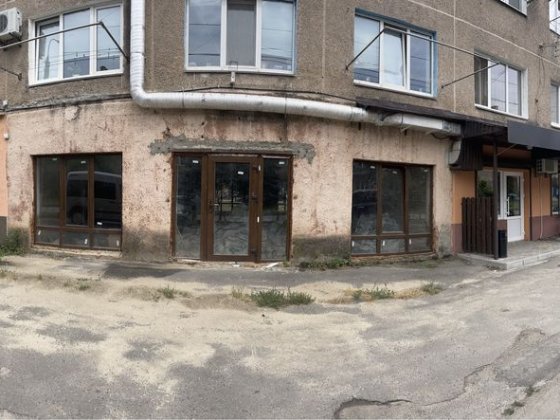 Продам комерційне приміщення по вулиці Павла Корнелюка 30 Михайлівці