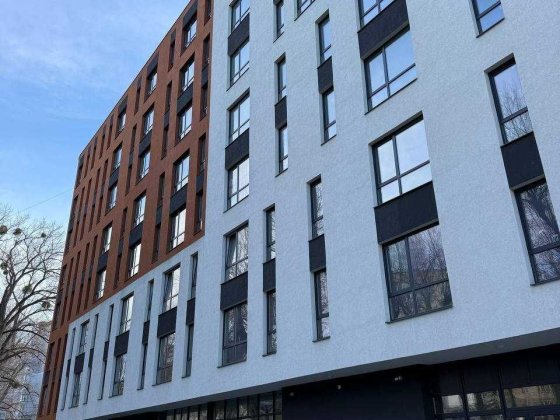 кабінетна система. Світлий офіс. Хмельницький