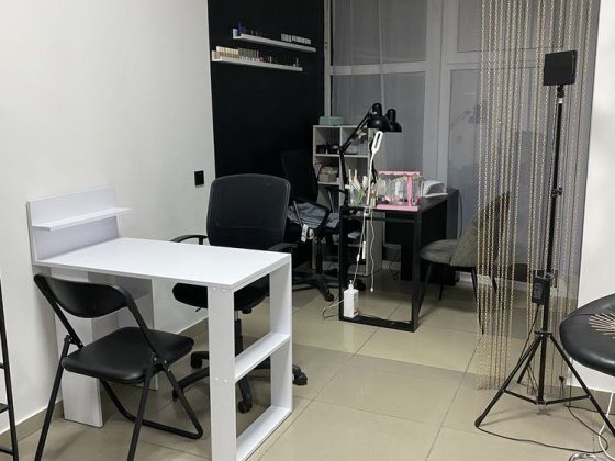 Оренда майстер  манікюру/педикюру Хмельницкий