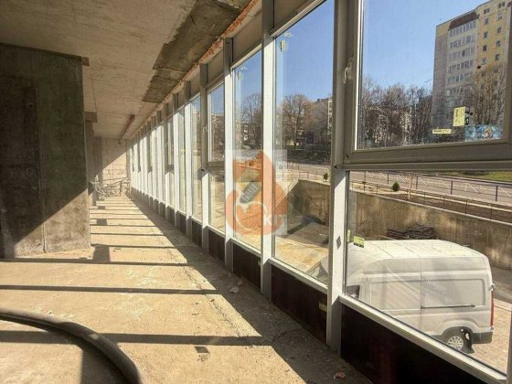 Приміщення на оренду. Панорамні вікна, скляний фасад Хмельницький