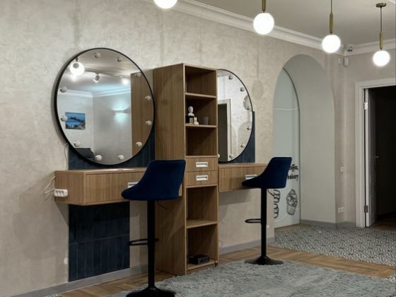 Оренда місця для візажиста / майстра по зачіскам / бровиста Хмельницький