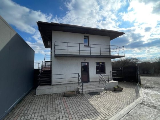 Оренда приміщення Липини