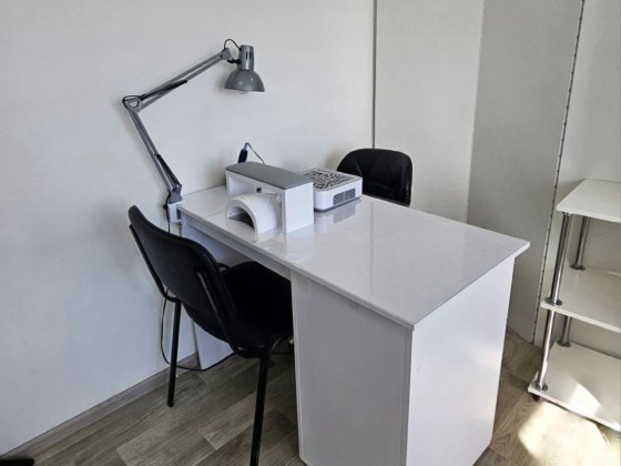 Аренда места мастеру маникюра