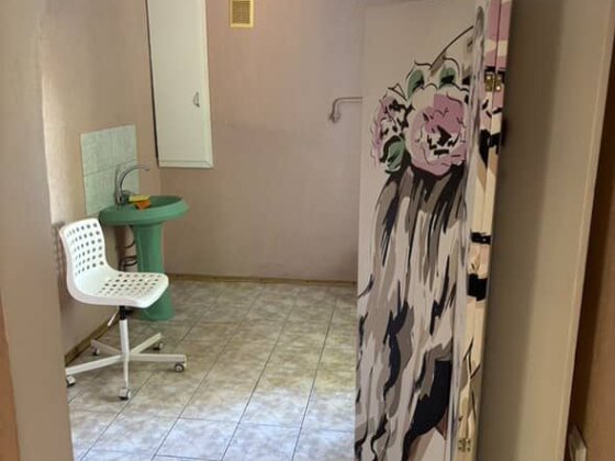 Сдам кабинет в работающем салоне Вольногорск