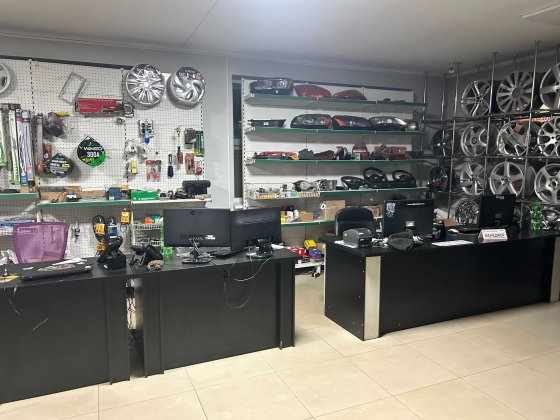 Здається в оренду авто-магазин в Івано-Франківську Криховцы