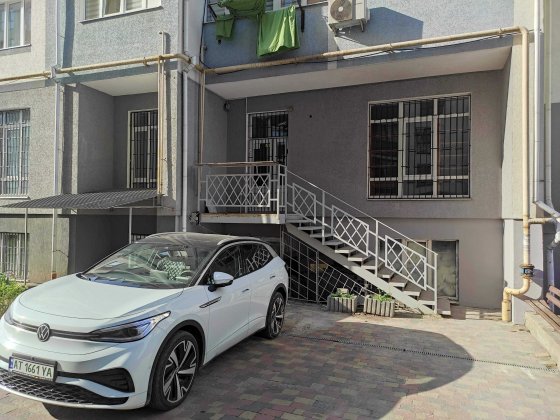 Здається в оренду комерційне приміщення в ЖК Паркова Алея Угорники