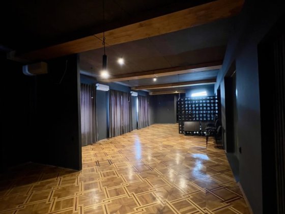 Оренда приміщення 90 м². Центр-Мазепи 1. Стильний інтерʼєр, окремий вх