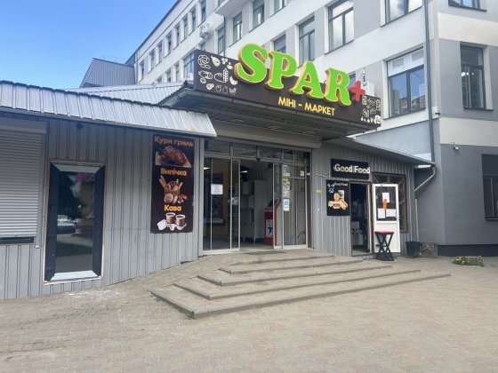 Здається приміщення в оренду Надворная