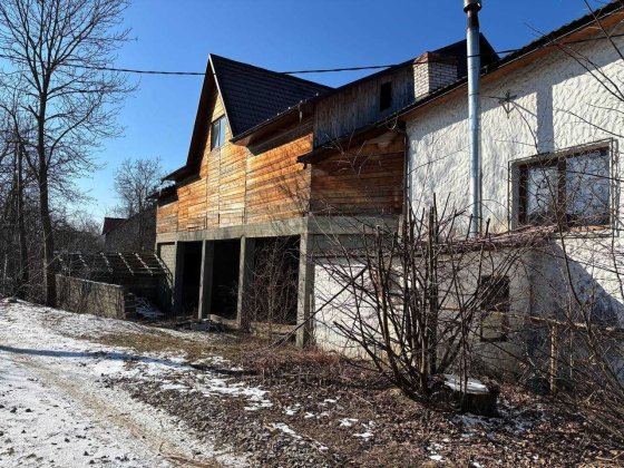 Здається в оренду комерційне приміщення надалеко від м. Надвірна_SS Надворная