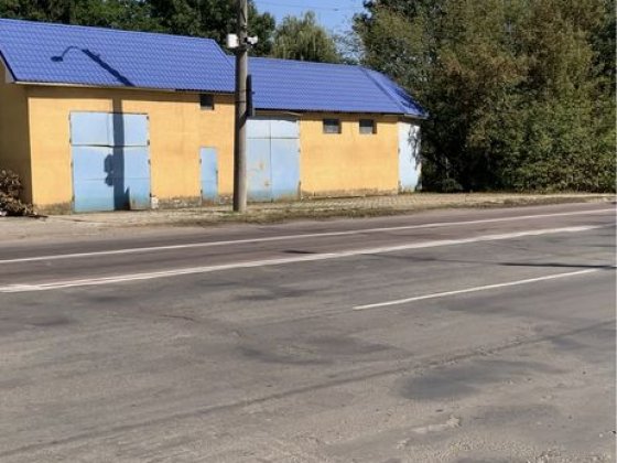 Гаражі під склад/і т.п.  на самому вїзді в місто‼️ основна траса Микитинці
