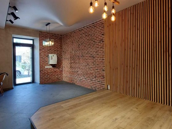 Продам офис 100 м² отдельный вход ул.Конторская 27, красная линия Харьков