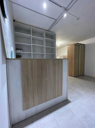 Продаж коммерческого помещения на Каманина, прачечная с оборудованием - фото 1