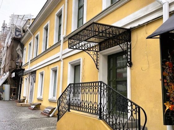 В продаже уникальное фасадное помещение возле Горсада Одесса