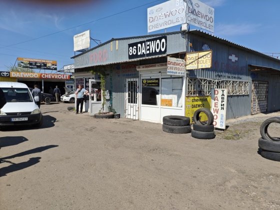 Продам автомагазин рынок Автоград Харків