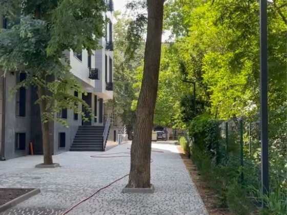 Коммеция на Черемушках/1 этаж/Свой вход/ 42 метра Одесса