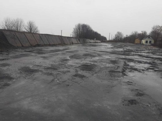 Территория 41.5 сотка, бывший угольный склад, возле ЖД ветки и весовой Вороновиця