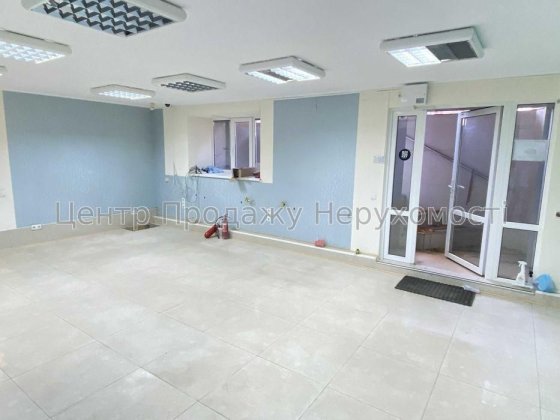 Продам приміщення біля метро Ярослава Мудрого Харьков