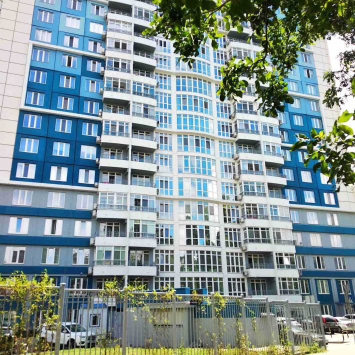 Срочная  продажа  офисного  помещения  пр. Гагарина/ "4  Сезона" - фото 1
