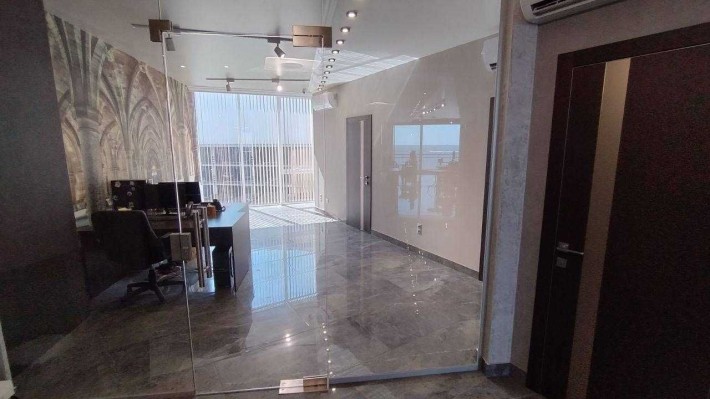 Элитный офис с видом на море. 168 м². 1I18 - фото 1