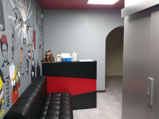 Продам коммерцию в центре города. Подвал / Тату салон