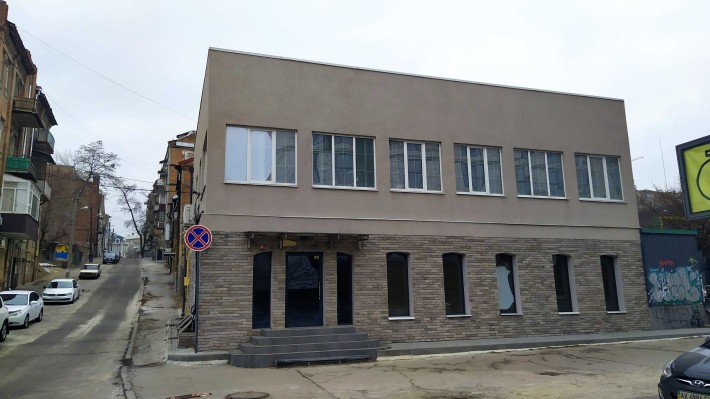 Продам в центре нежилое помещение, 154 м кв., ул.Воробьева - фото 1