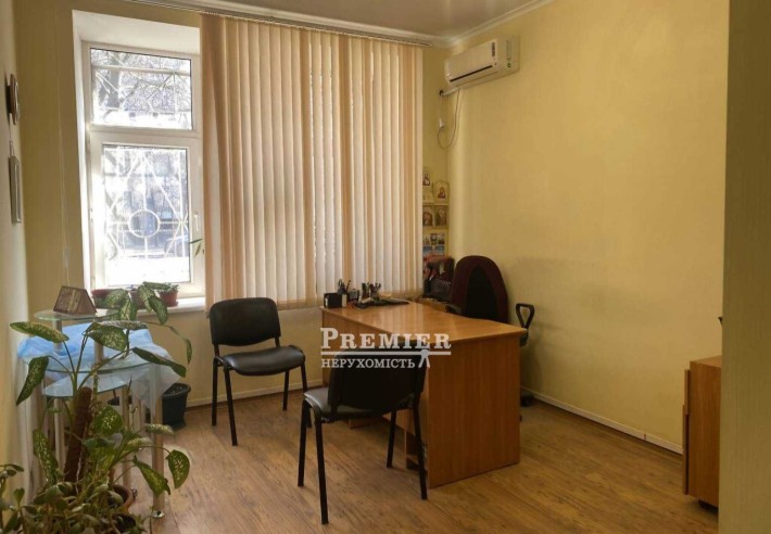 Комерційне приміщення 168м2 Центр міста 2 рівня id207657 - фото 1