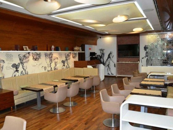 Ресторан з обладнанням в центрі Харкова. Літній майданчик. Без комісії Харьков