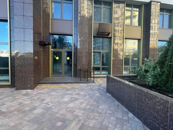 Под Ресторан, Клинику, Нотариат. Коммерция  130 кв.м. Кадорр Краснова Одесса