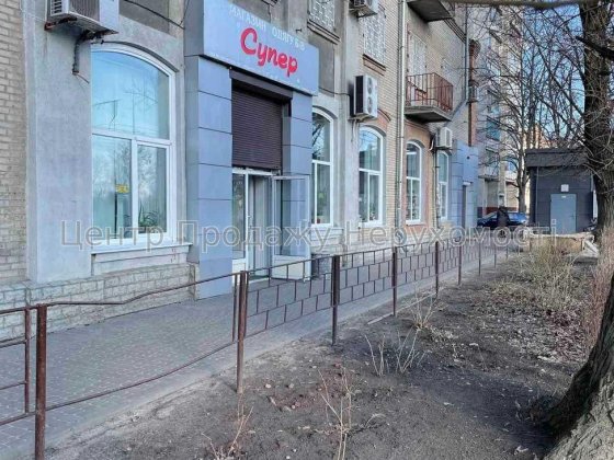 Продається  торгівельне приміщення  432м2 біля  Французького бульвару Харьков