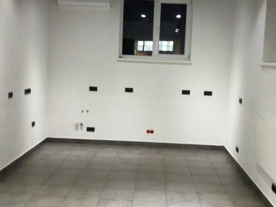 Здається в оренду приміщення 50 м² у ЖК "Молодіжний" Крюковщина