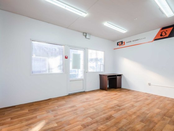 Здається в оренду складське приміщення в с. Крюківщина. 150 грн/м² Крюківщина