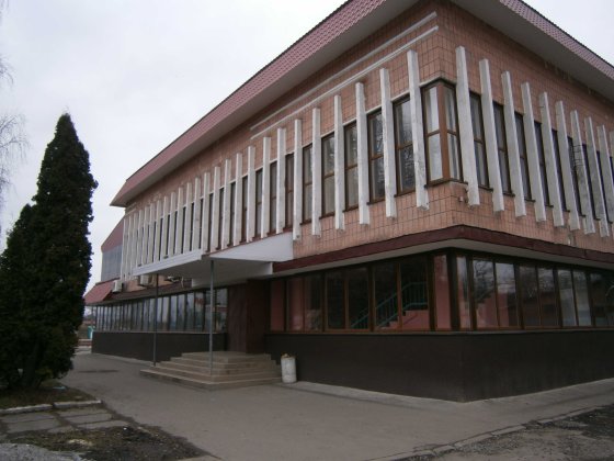 Оренда комерційної нерухомості під кафе, ресторан, магазин Узин