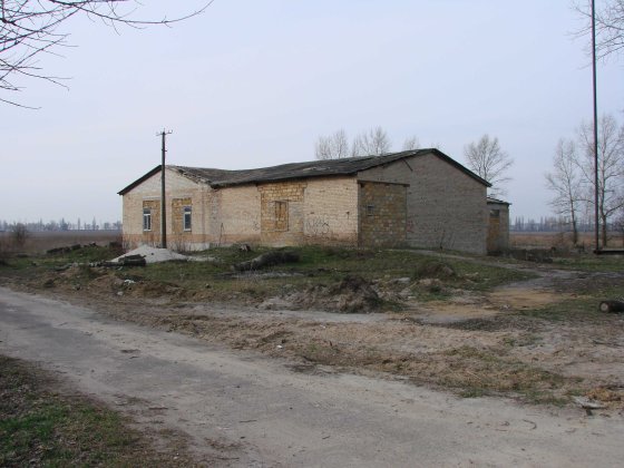 Сдаю здание 600 кв.м. Бориспольский район Петропавлівське