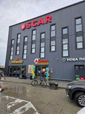 Приміщення під торговий зал вільного призначення - фото 1