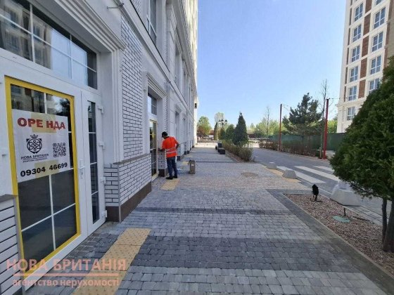 Оренда приміщення в першому будинку 39.72м²  1 поверх ЖК Оксфорд Чайки