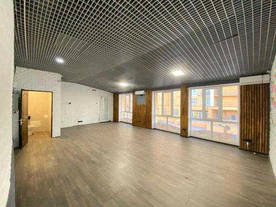 ЖК Чайка фасад КОМЕРЦІЙНЕ приміщенна 50м за 25 000грн Лобановського 35 Чайки