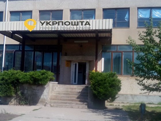 Центр, 1 пов, 80.4 м2, вул. Соборності України, 39 Долинська