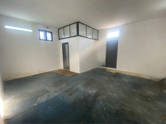 Оренда приміщення по вул.Козацька. Можливий продаж Пустомыты