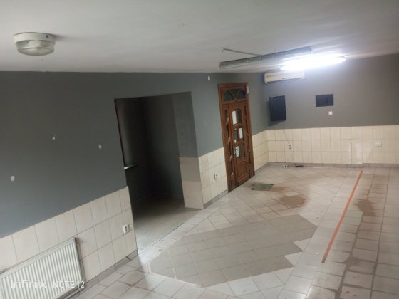 Оренда ком. приміщення в с.Зимна Вода.1/2ц.33м.Є підвал 31м.15000 грн. Зимна Вода