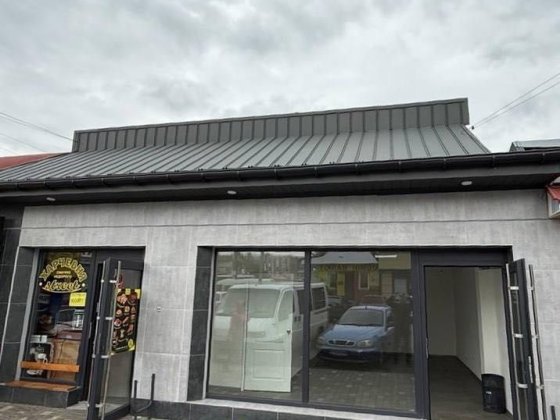 Здам приміщення в оренду, в центрі Подільська, вхід на ринок 27 м.кв.