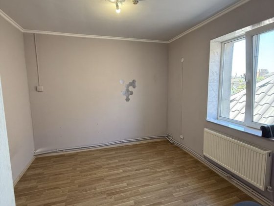 Здається в оренду кабінет ! Хорол